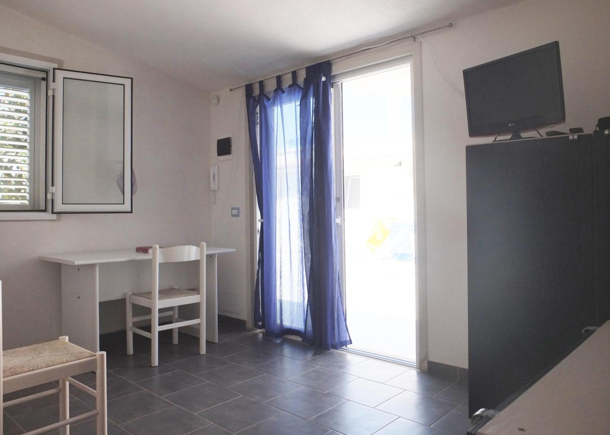 Puntabraccetto Sunset Apartment ซานตาโกรเชกาเมรีนา ภายนอก รูปภาพ